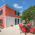 House With A Parking Space Kanica, - 17600 *