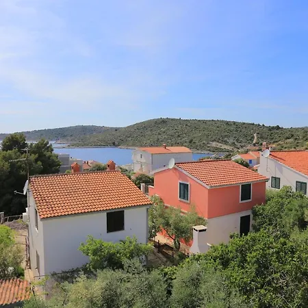 House With A Parking Space Kanica, - 17600 *