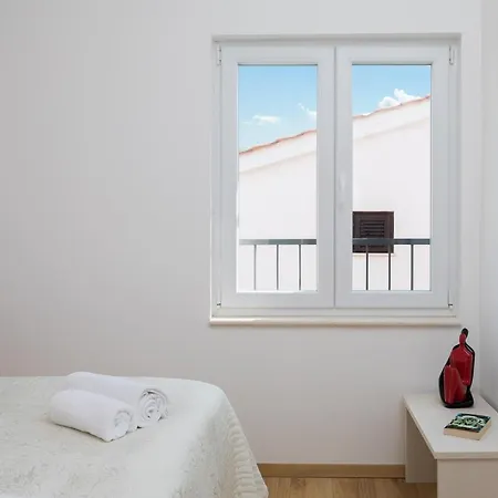 펜션 House With A Parking Space Kanica, - 17600 *